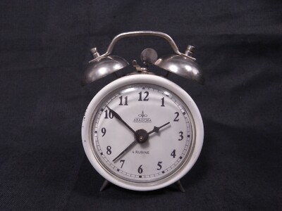 VINTAGE RETRO ROMANIA ARADORA WINDUP ALARM DESK CLOCK