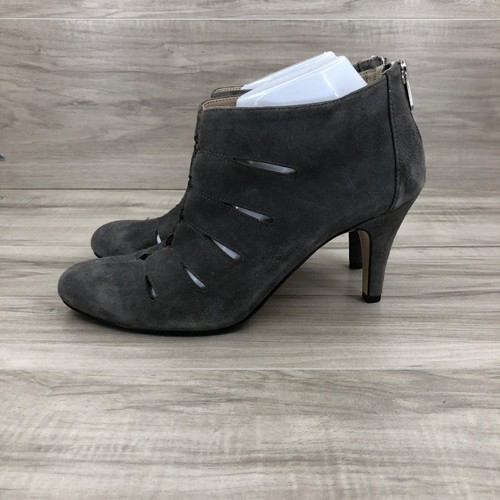 Botines Adrienne Vittadini para mujer 9 Trent gris gamuza tacón - Imagen 2 de 11