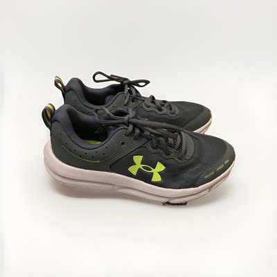 Boys Under Armour Youth Running Shoes Size 5y Grey 