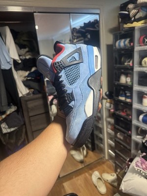 Travis Scott Jordan 4