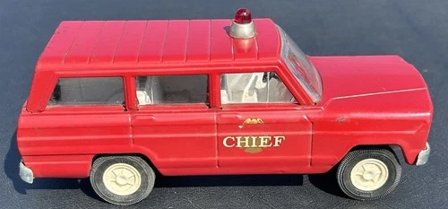 Vintage Tonka Jeep Wagoneer Fire Chief Car Pressed Steel 1960/70’s 9” Great Cond