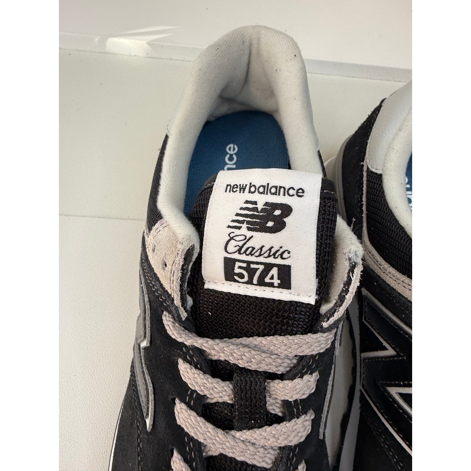 New Balance 574 Classic Mens Sneakers Black XML574EVB Mens 8.5 Womens 10 New thumbnail 4