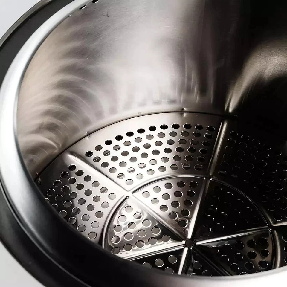 Solo Stove Bonfire 2.0 - 19.5 Inch Smokeless Fire Pit w/ Removable Ash Pan New - Image 4 of 4