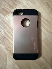 iPhone 5 / SE (Gen 1) Spigen Case - Gold