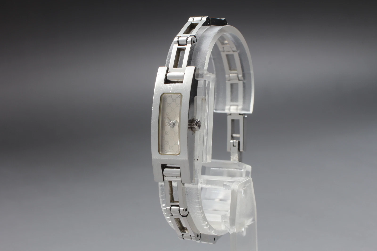 [Exc+3] Montre femme Gucci 3900L du JAPON