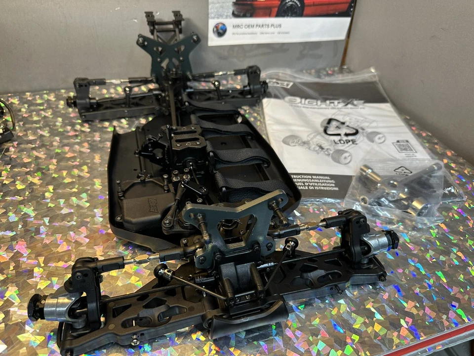 Losi 1/8 8XE Racing Buggy NEW roller Chassis Slider Parts Typhon Los04018 8IGHT - Image 2 of 4