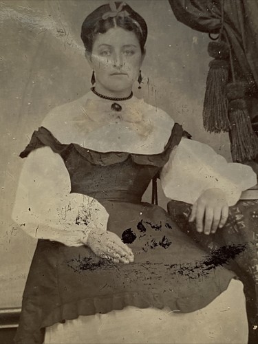 1/6 Teller Tintype Serious Young Lady, schönes Kleid/Accessoires, Studio Settings - Bild 4 von 12