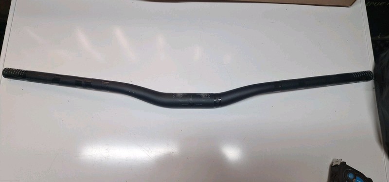 Nukeproof Horizon Bars 31.8mm 25mm Rise