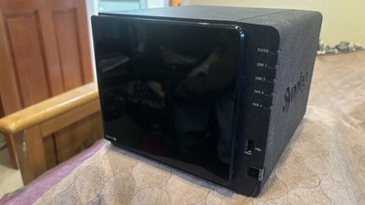 Synology DS412+ DiskStation Network Storage Server 4GB RAM 4x & Caddies