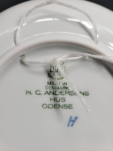Vintage 1954 Bing & Grondahl Christmas Plate H.C. Andersens HUS ODENSE Denmark - Picture 16 of 24