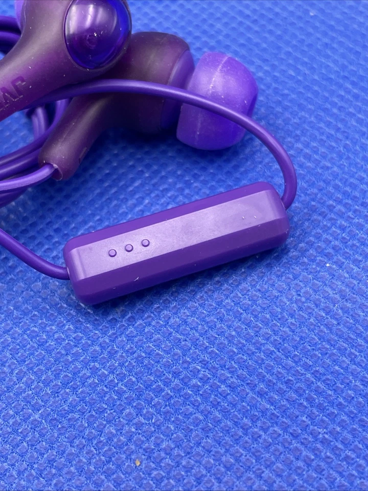 JVC HA-FX7M Gumy Plus Earbuds with Remote & Microphone - Plum Violet - Image 4 of 4