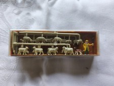 Merten Figuren Schäfer + 18x Schafe , HO 1:87, Nr. 2403