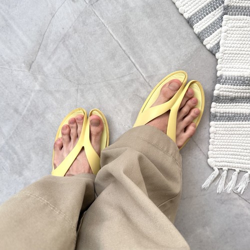 RARO Sandali infradito Puma Philippe Starck Margiela Tabi Vibe - Foto 5 di 14