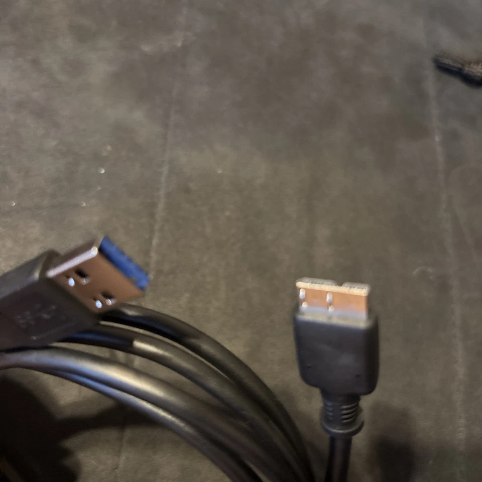 AWM 20844 80*C 30 V 5ft USB 3.0 Type A Male to Micro B Male Cable - Image 4 of 4