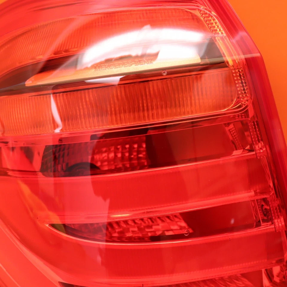 MERCEDES BENZ GL350 TAIL LIGHT LEFT DRIVER 2013 2014 2015 2016 A1669065701 OEM - Image 3 of 4