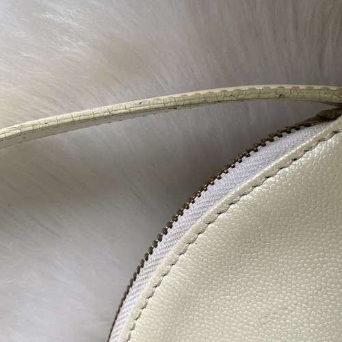CHRISTIAN LACROIX Vintage White Beige Heart Leather Shoulder Bag - Picture 12 of 14