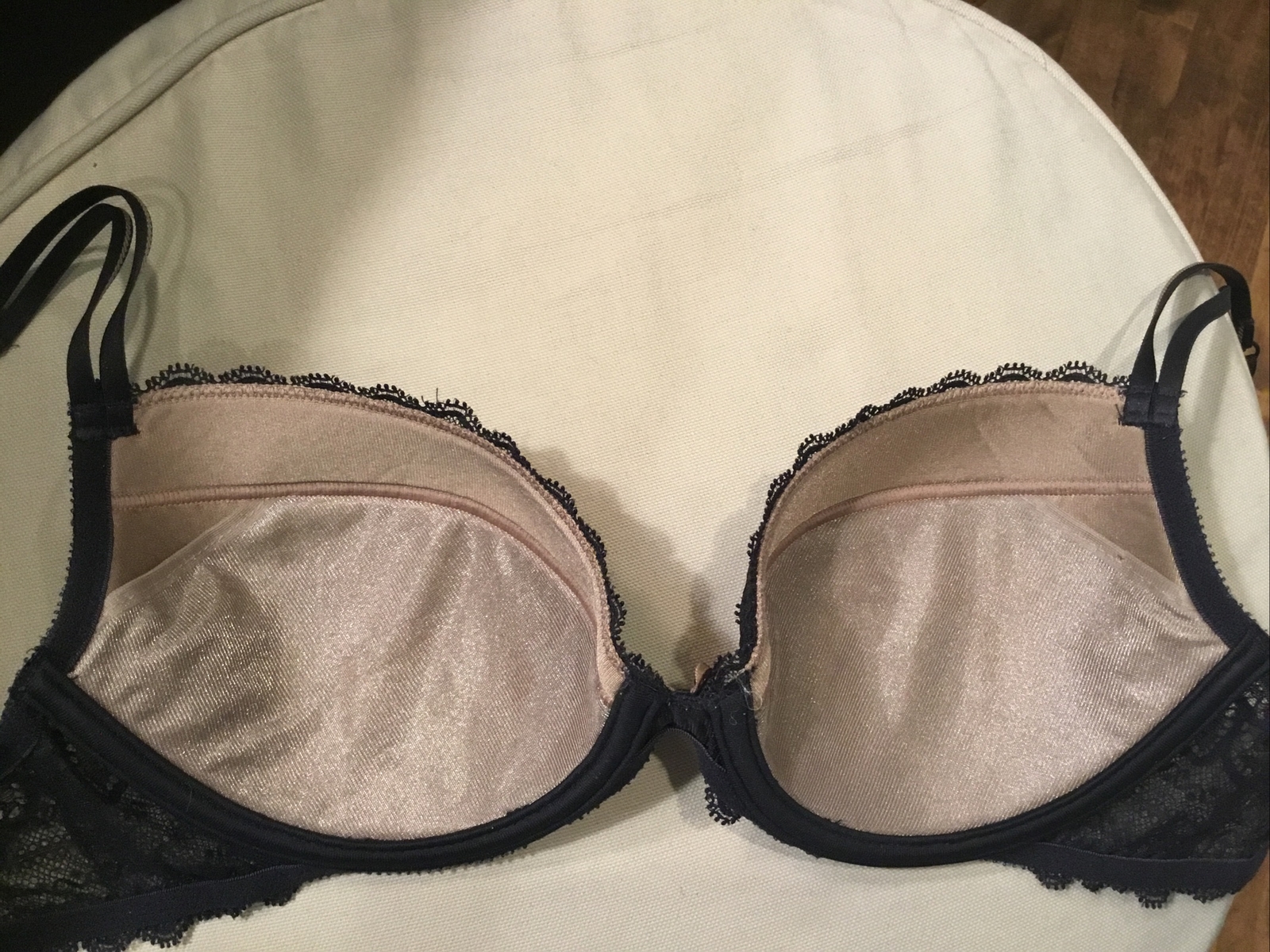 CHANTELLE Black Lace Underwire Bra 34 D Gem