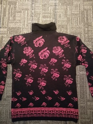 Vintage Women's Large Sweater Floral Roses Pink/Black Knit Retro