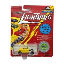 Johnny Lightning The Challengers Classic 1932 32 Ford Roadster Rumble Seat 164