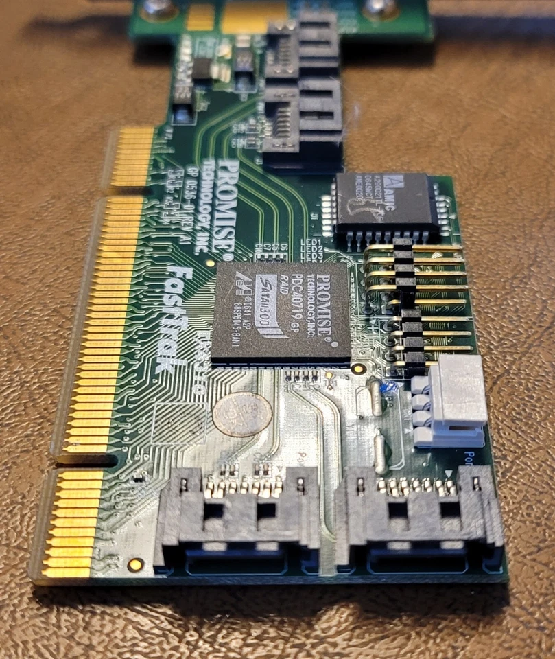 Promise FastTrak TX4310 4 Port SATA II 3GB RAID 0 1 5 10 JBOD PCI Controller - Image 4 of 4