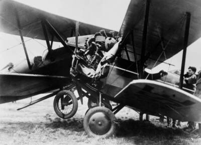 Two Planes Crashing In Each Other In New York On January 1931 Old Photo