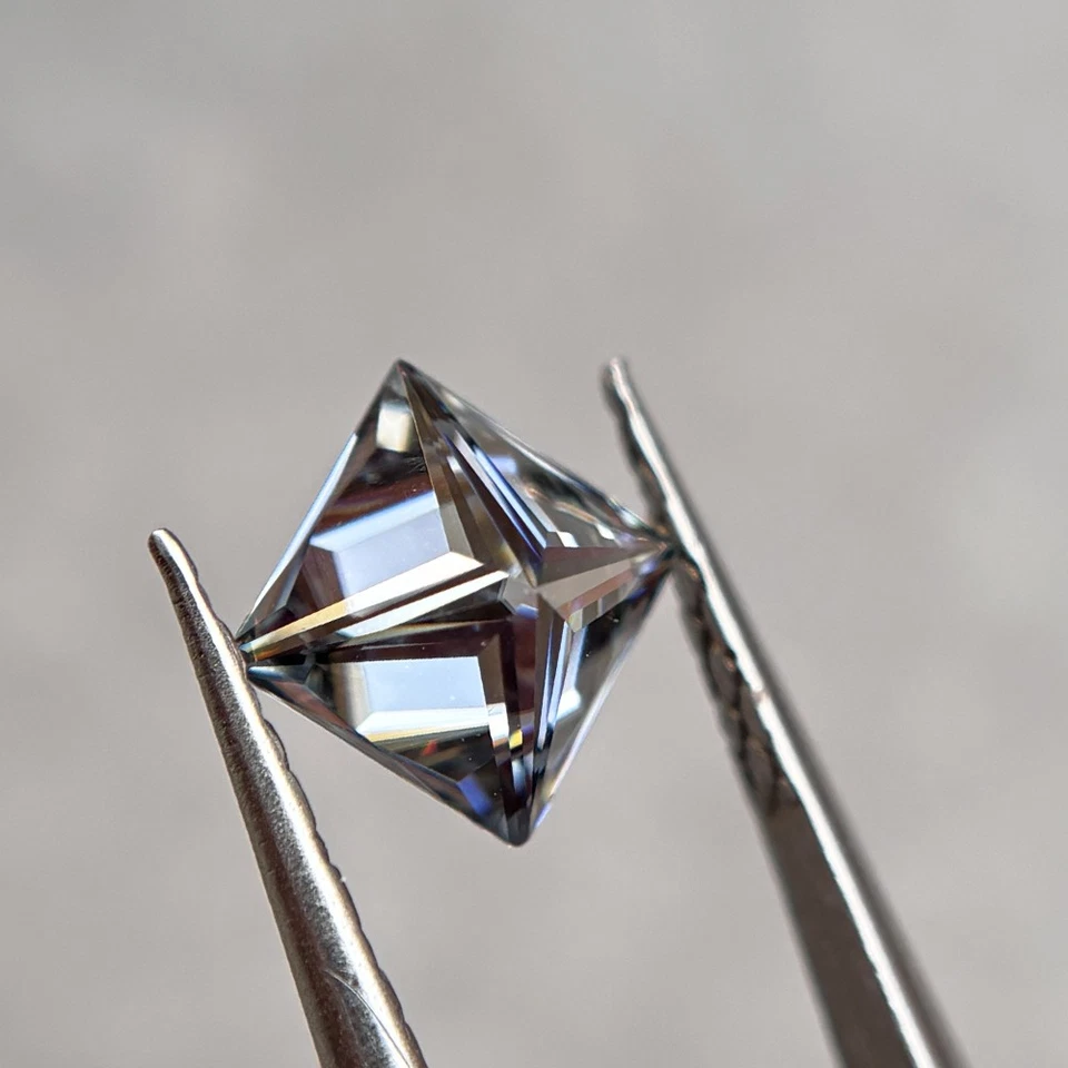 1PCS 5x5mm-12x12mm Princess Gray Fancy Color Loose Moissanite GRA Certificate - Image 3 of 4