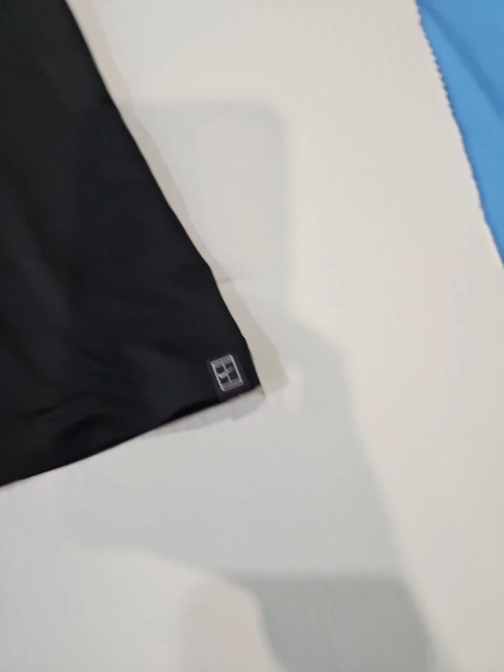 Camiseta sin mangas para mujer Nike Dri-Fit cuello en V talla grande negra blanca Foto 3 de 4