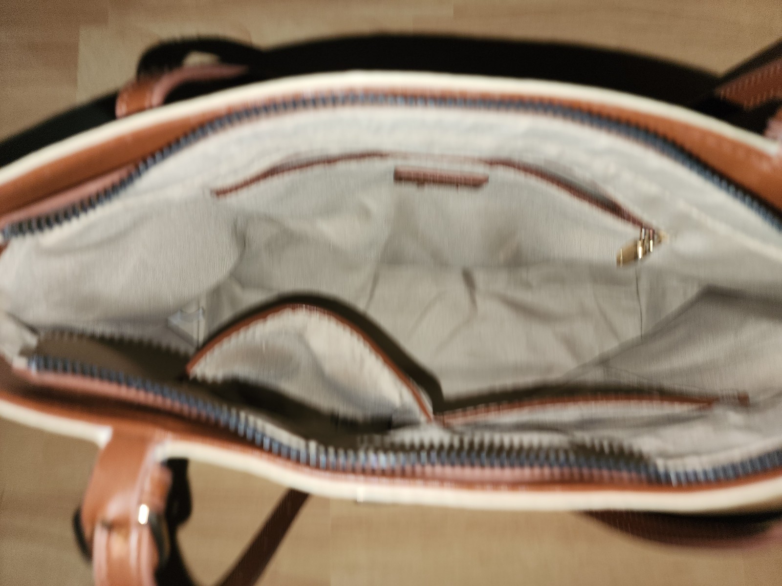 Halston Handbag Monogram Pattern Shoulder Bag Wom… - image 7