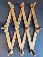 VINTAGE Wood Accordion Pegged Wall Rack, For Mugs, Hats, Etc.  Made in Hong Kong
