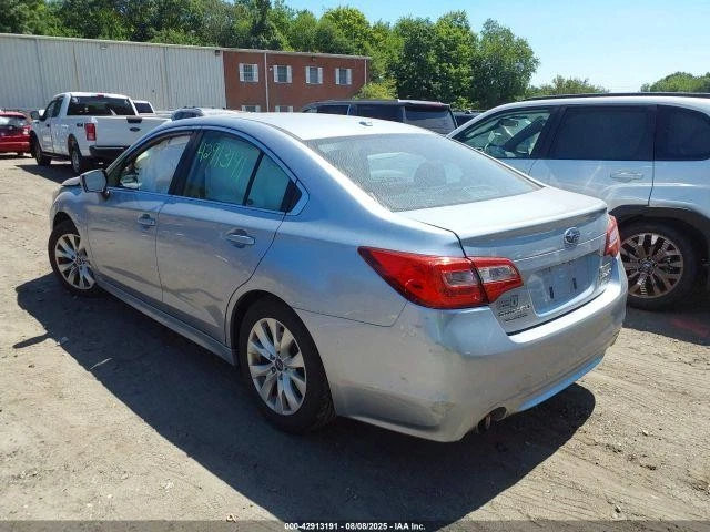 二手甲板盖适合:2015 年斯巴鲁 Legacy 后视摄像头 Sedan 无扰流板 Gr — 第 3/4 张图片