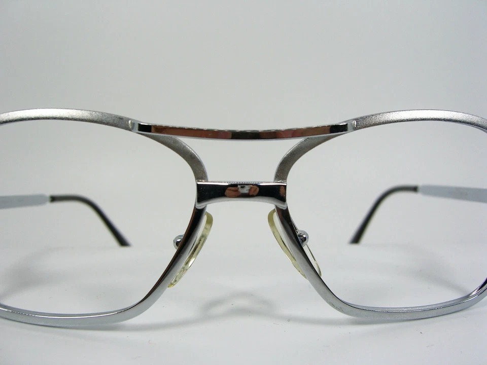 Morel, gafas de lujo, Gafas ovaladas de aviador cuadradas Marcos chapados en platino NOS vintage Foto 2 de 4