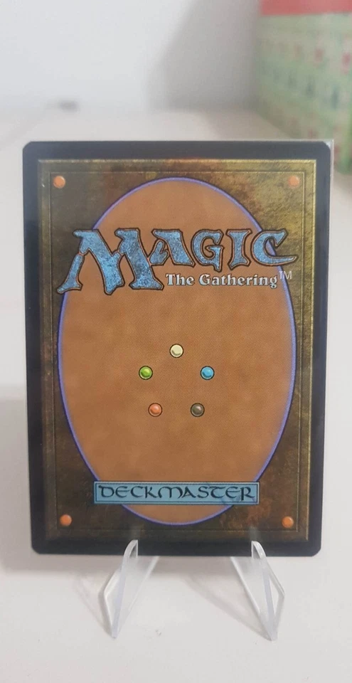 Champion's Helm - Kaladesh Masterpiece Invention - MTG  - NM/M - 007/054 - Image 2 of 2