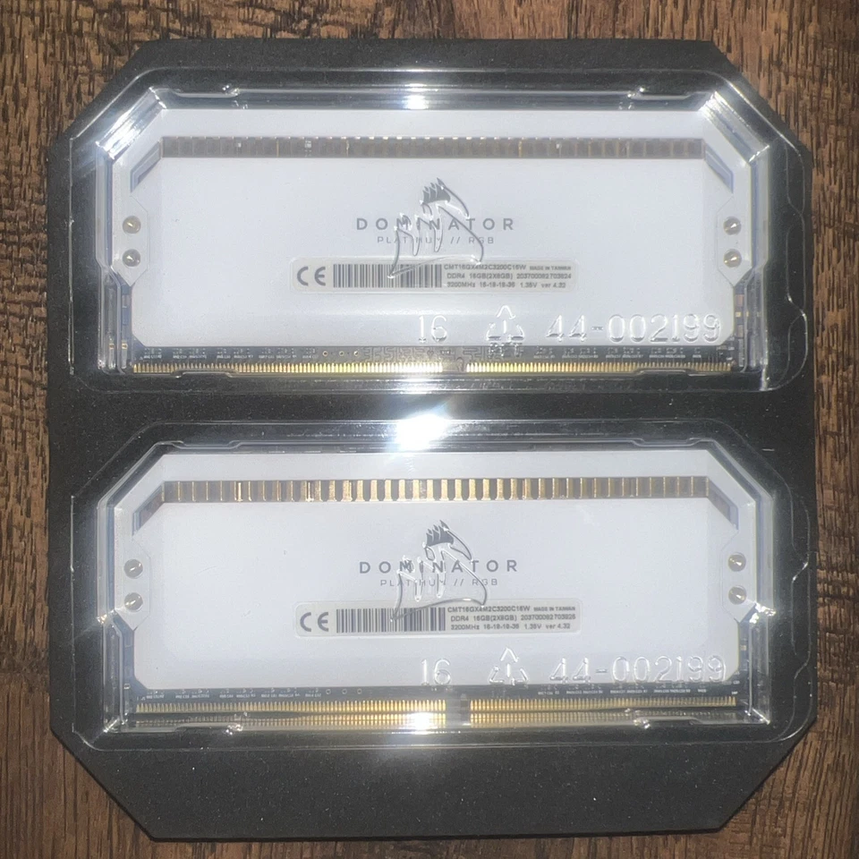 corsair dominator platinum rgb 8gb x 2 3200 mhz - Image 4 of 4