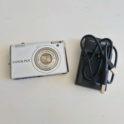 Nikon Coolpix S640 Digitalkamera Weiß White Camera Kompakt S 640