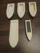 5 LEGO Boote