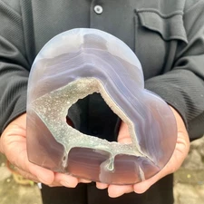 222G Natural striped agate crystal cave carved heart-shaped quartz crystal-