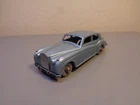 MATCHBOX LESNEY No 44A VINTAGE ROLLS ROYCE SILVER CLOUD GRAY PLASTIC WHEELS VG