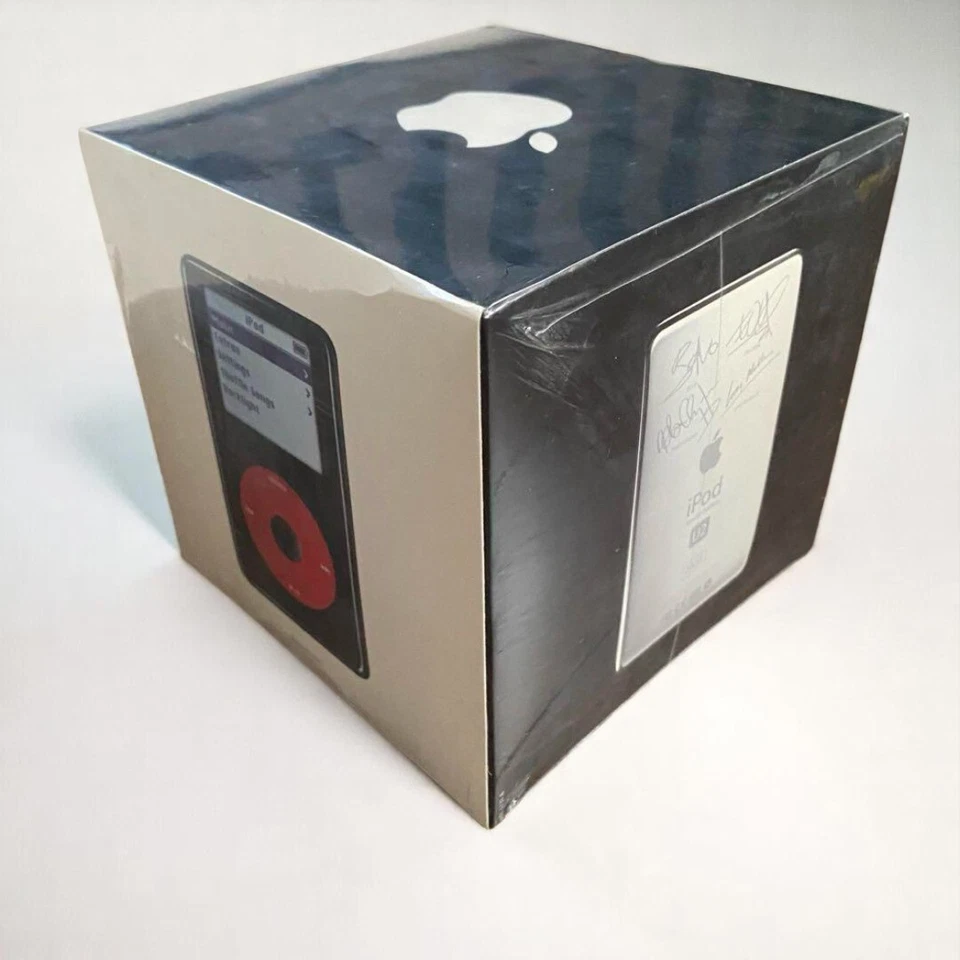 Apple iPod U2 Special edition 20 GB 4th Gen Sealed Box. Never Been Opened. RARE - Image 4 of 4