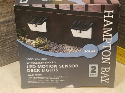 Hampton Bay Connected Solar Deck Light