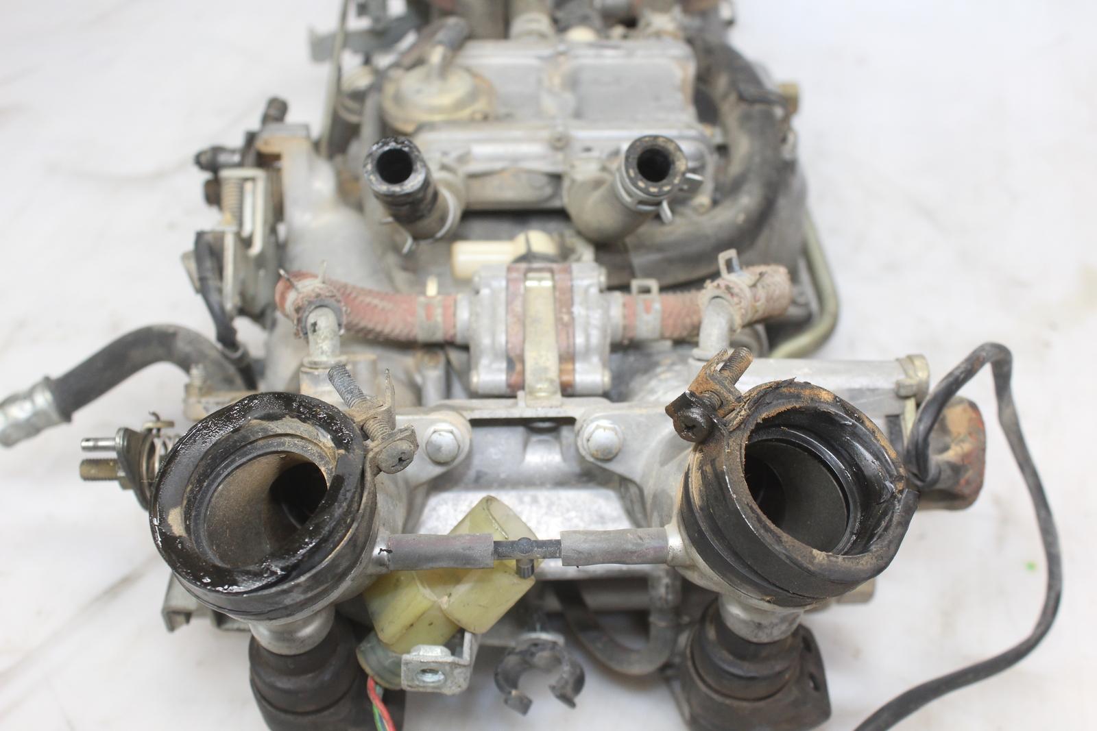 8487 Honda Goldwing 1200 Throttle Body Bodies eBay