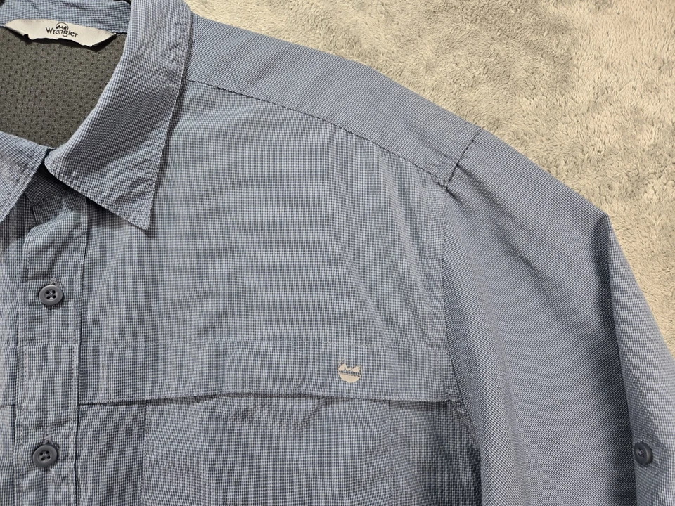 Camisa Wrangler Azul Roll-Tab Abotonada Poli Nylon Para Hombres Pesca al Aire Libre Senderismo XL Foto 4 de 4