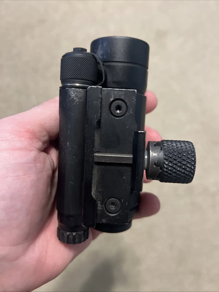 Mira reflectante de punto rojo Aimpoint CompM4s - excedente Foto 4 de 4