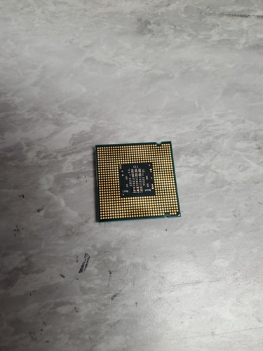 Intel E2200 2.2 GHz Dual-Core Processor free ship - Picture 2 of 3