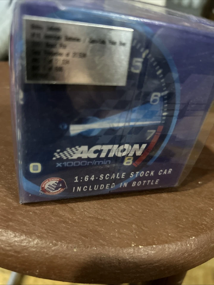 #18 BATERÍAS INTERESTATALES BOBBY LABONTE/OSO POLAR 1/64 COCHE EN ACCIÓN BOTELLA COQUE Foto 2 de 3