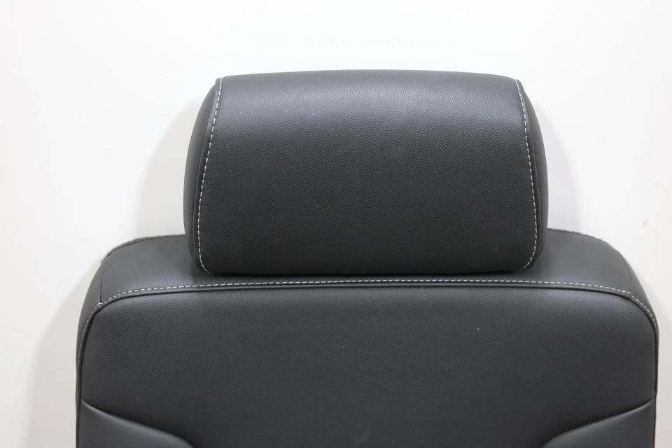 Chevy Tahoe 2020 asiento trasero izquierdo 23235045 23246687 84532761 84532876 Foto 2 de 4