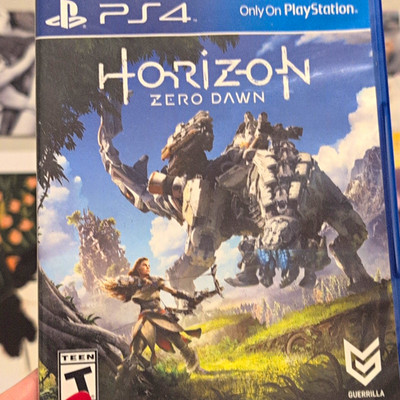 Sony Interactive Entertainment Horizon Zero Dawn (PS4) T Teen 2017 Horizon
