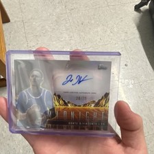 2023-24 Topps Midnight Horizon Signatures Donte DiVincenzo Dusk /75
