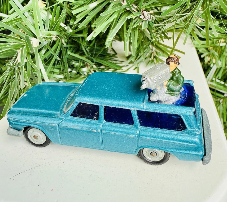 1970s CORGI JUNIORS STUDEBAKER WAGONAIRE CAMERA CAR MADE IN GREAT BRITAIN - Image 2 of 4