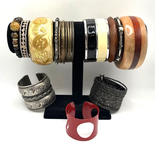 Lot Of 18 Bracelets Bangles Costume Jewelry Vintage to Now