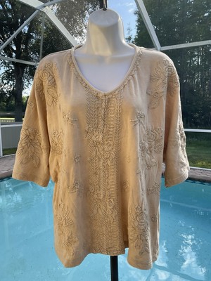 Caite Skye Top Kyla Seo Karyn Embroidered T Shirt Blonde Small Cropped NWT